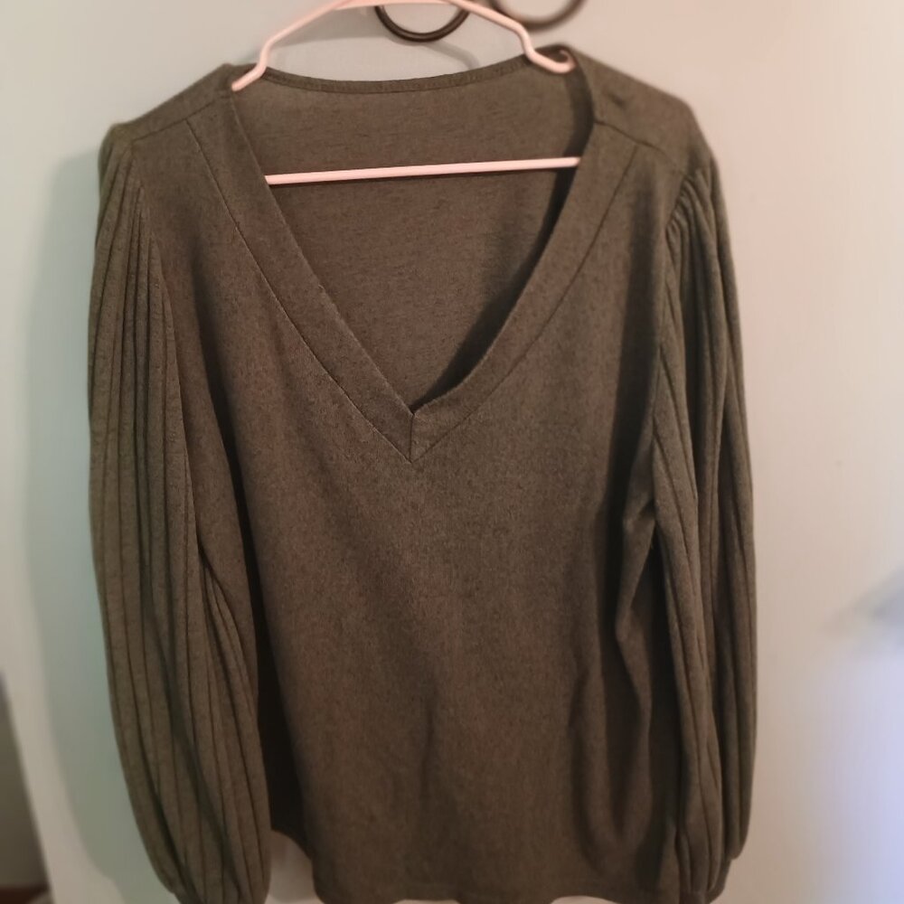 Shein Curve 1x Olive green V neck Balloon puff Sleeve long sleeve top